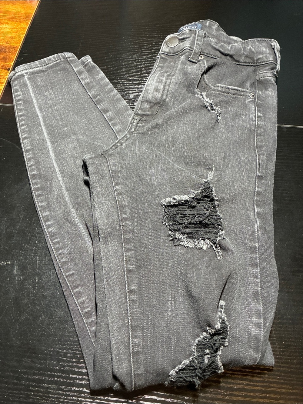 Aeropostale Women's Distressed Charcoal Skinny Jeans